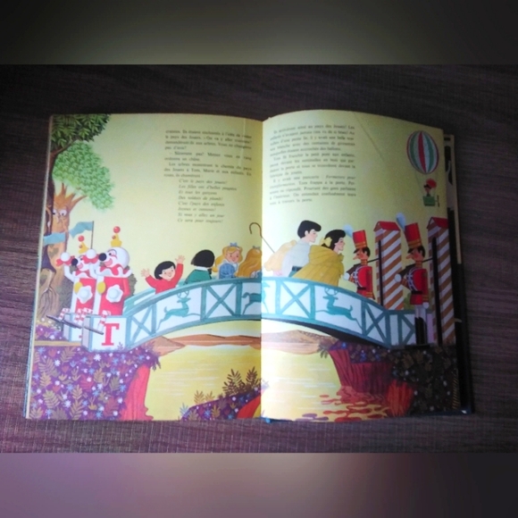 Le monde enchanté de Walt Disney Pays des Merveilles - Picture 6 of 6